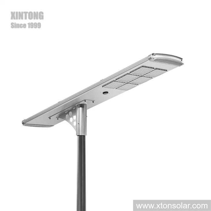 ไฟ LED อัจฉริยะ 100w ออลอินวันไฟถนนพลังงานแสงอาทิตย์ในตัว